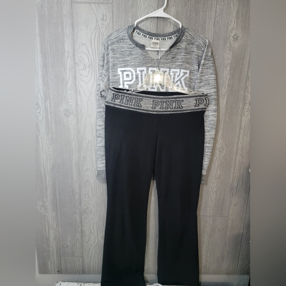 PINK‎ Victoria's Secret Grey Sweatshirt and Black Yoga Flare Pants Set S/M